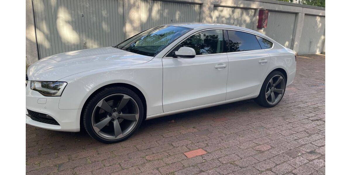 Audi A5 198.780 km 11.999 &euro; Hannover 30179