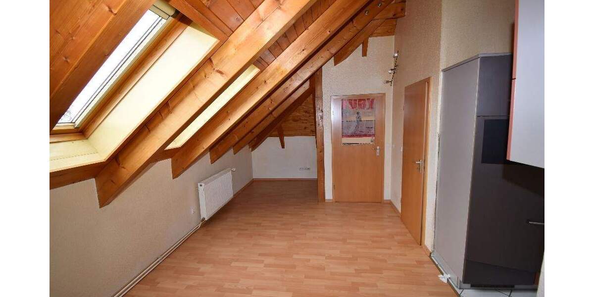 Mehrfamilienhaus, Wohnhaus Suhlendorf - 6 Zimmer, 175 m&sup2;, 229.000&euro; | Angebot:25662857