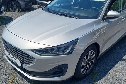 Ford Focus 6.900 km 22.490 &euro; Wiesau 95676