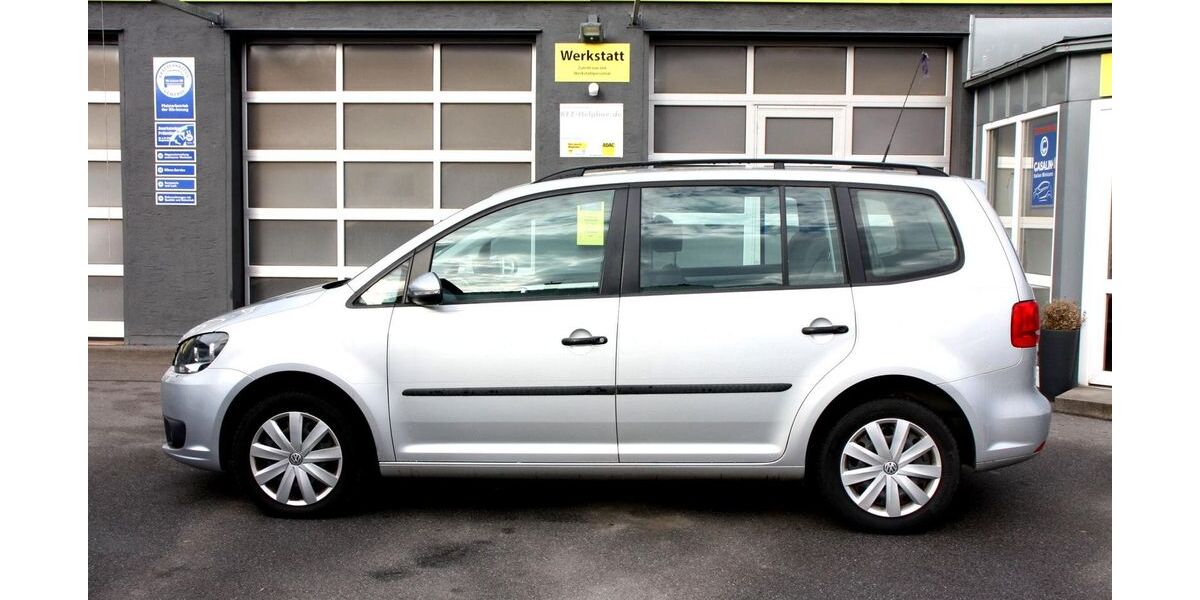 VW Touran 230.064 km 7.776 &euro; Bad Kötzting 93444