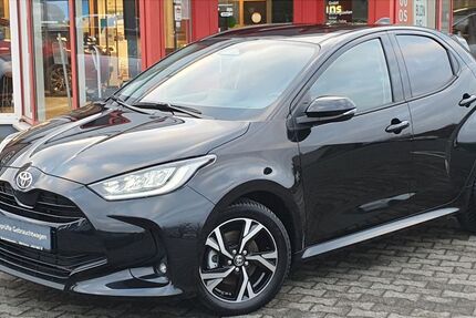 Toyota Yaris 11.880 km 22.490 &euro; Beckum 59269