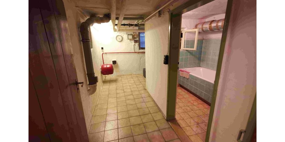 Einfamilienhaus Villingen-Schwenningen Schwenningen - 6 Zimmer, 134 m&sup2;, 260.000&euro; | Angebot:26299728