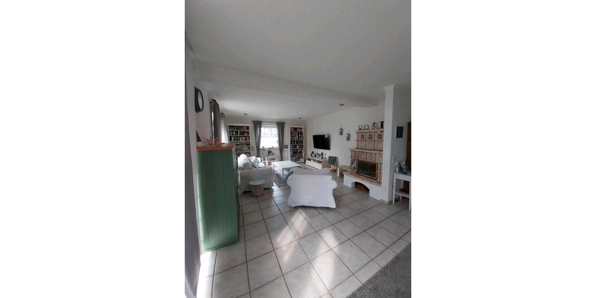 Erdgeschoßwohnung Geestland Bad Bederkesa - 5 Zimmer, 157 m&sup2;, 950&euro; | Angebot:26237643