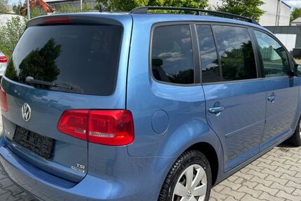 VW Touran 255.000 km 3.690 € Chemnitz 09114