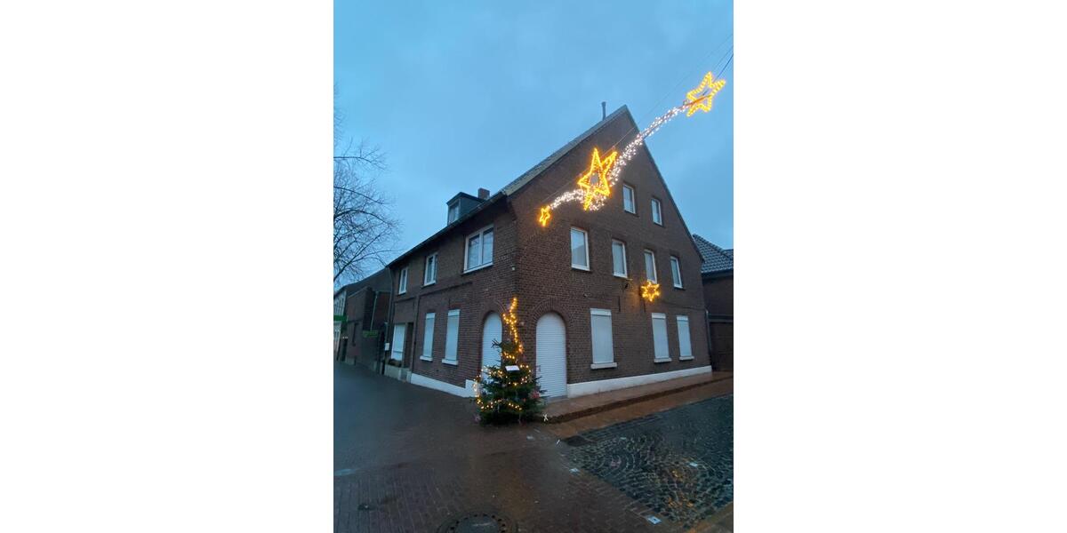 Schönes 1-2 Familienhaus zur Miete in 41366 Schwalmtal- Amern 11 zimmer