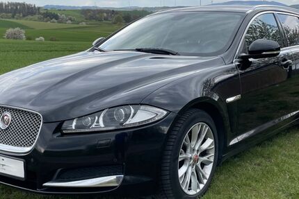 Jaguar XF 184.000 km 9.950 &euro; Nentershausen 36214