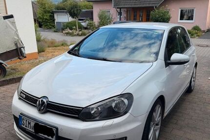 VW Golf 328.000 km 4.250 &euro; Rheinböllen 55494