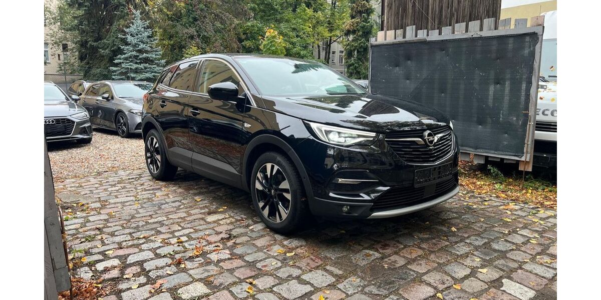 Opel Grandland (X) 154.200 km 11.800 &euro; Berlin 12103
