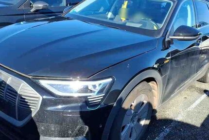 Audi e-tron 94.000 km 28.890 &euro; Bad Langensalza 99947