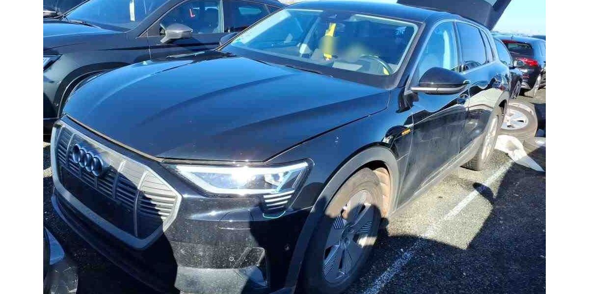 Audi e-tron 94.000 km 28.890 &euro; Bad Langensalza 99947