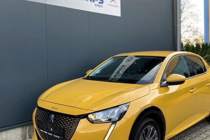 Peugeot 208 14.900 km 16.390 € Pirna 01796