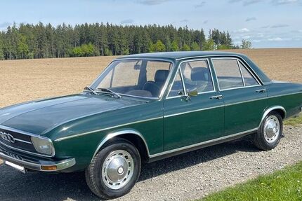 Audi 100