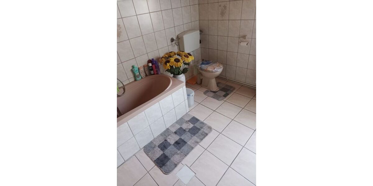 Provisionsfrei* Doppelhaushälfte in ruhiger Randlage mit Garten & Carport - 90.000  VB - Doppelhaushälfte Blankenhain | Angebot:27263639