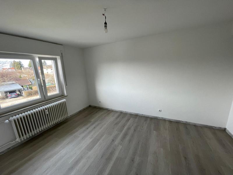 ObjNr:19539 - Freundliche 4- Zimmer ETW mit Balkon in Stetten am kalten Markt 4 zimmer