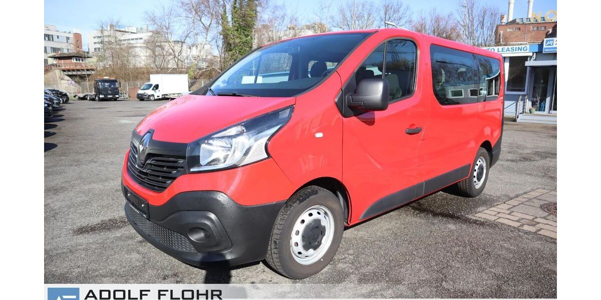 Renault Trafic 114.156 km 11.800 &euro; Hamburg 21079