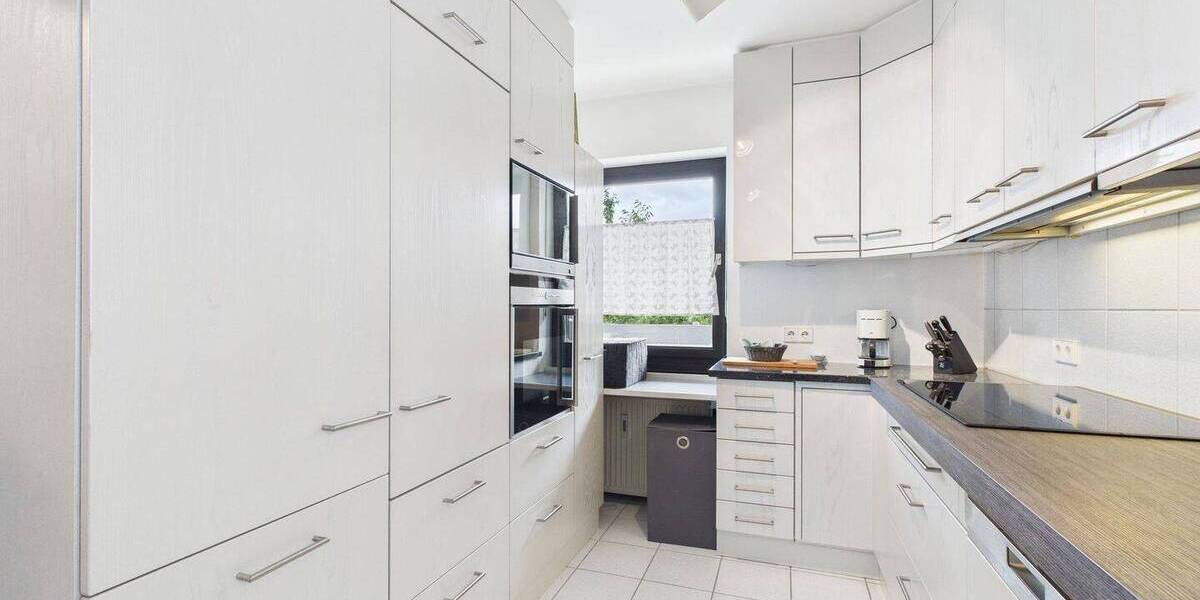 Exklusive, innenarchitektonisch gestaltete Wohnungen über zwei Etagen, einzeln zugänglich 6 zimmer