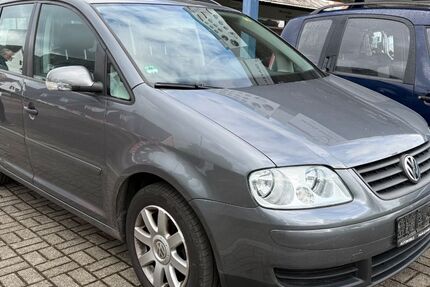 VW Touran 250.000 km 2.390 &euro; Ringsheim 77975