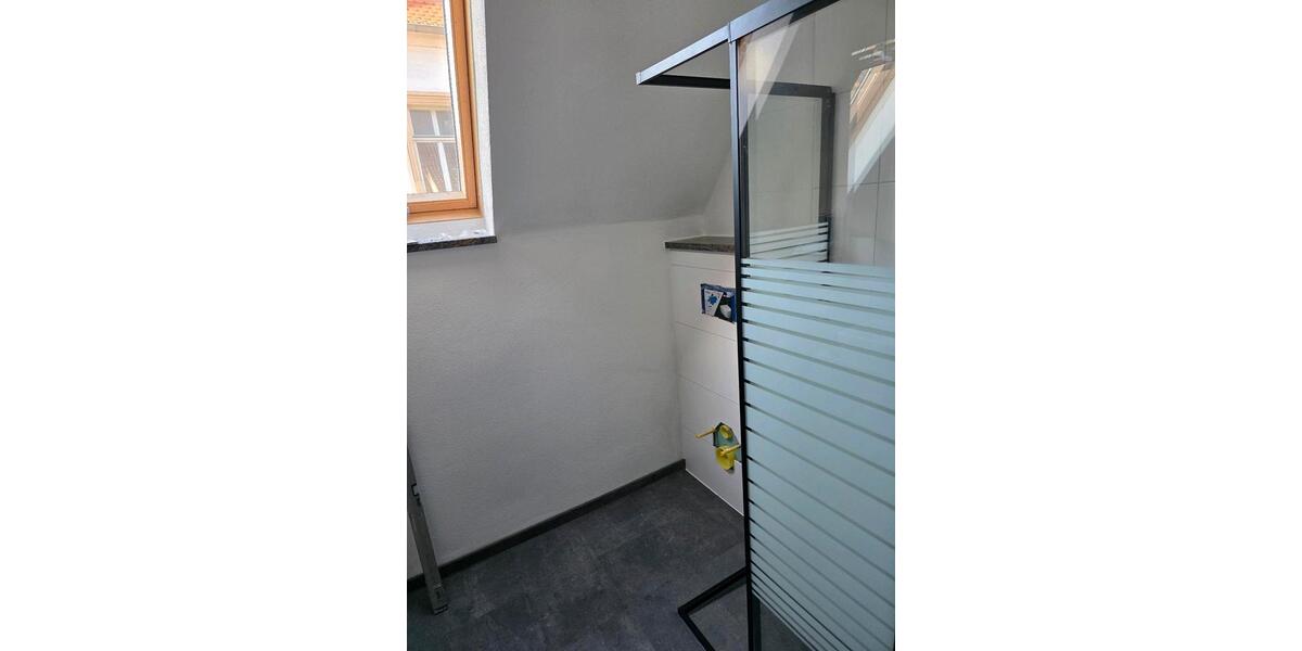 Reihenhaus Freyburg (Unstrut) - 7 Zimmer, 130 m&sup2;, 250.000&euro; | Angebot:27132366