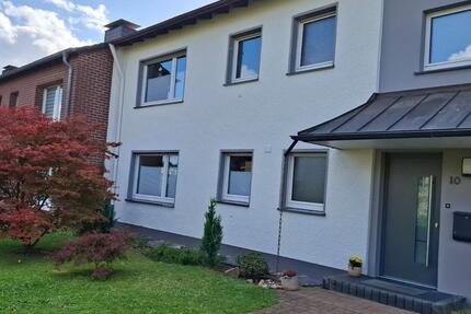 Haus Meinerzhagen - 7 Zimmer, 153 m&sup2;, 320.000&euro; | Angebot:25292207