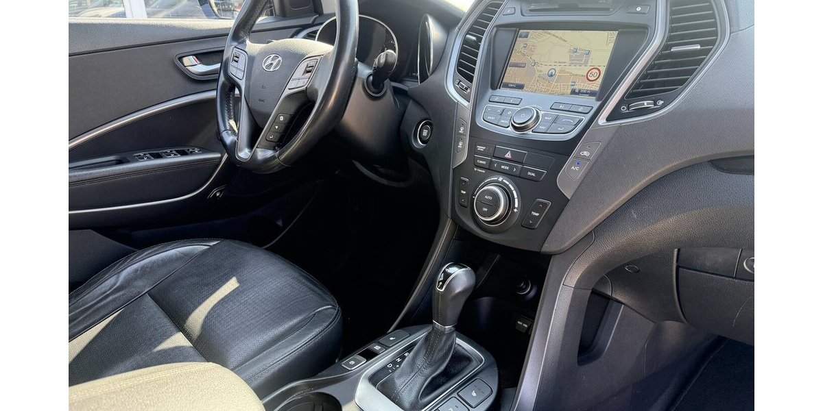 Hyundai Santa Fe 2.2 CRDi Premium 4WD Automatik Kamera Xen 213.000 km 10.500 &euro; Altdorf 84032