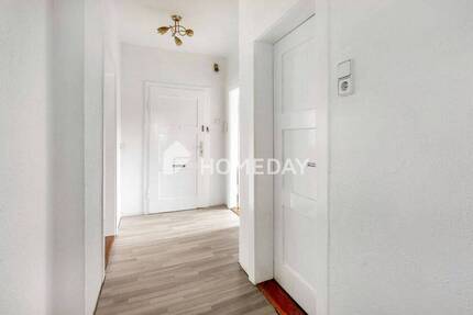 Bezugsfreie 3-Zimmer-Wohnung mit EBK und Stellplatz im Herzen von Saal a. d. Donau