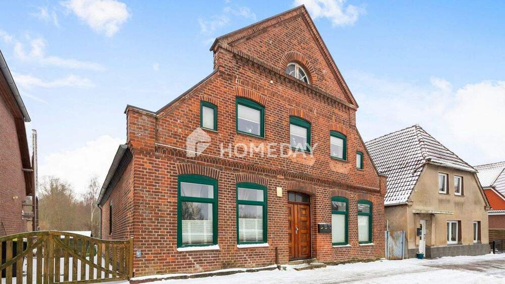 Mehrfamilienhaus, Wohnhaus Schönberg - 7 Zimmer, 146 m&sup2;, 255.000&euro; | Angebot:25684263