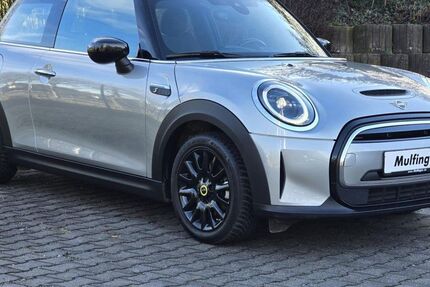 Mini Cooper SE 34.833 km 17.490 &euro; Crailsheim 74564