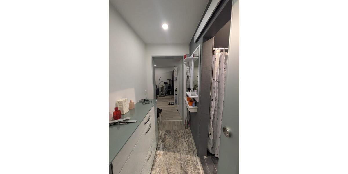 Dachgeschoßwohnung Küssaberg - 1.5 Zimmer, 40 m&sup2;, 660&euro; | Angebot:26697080