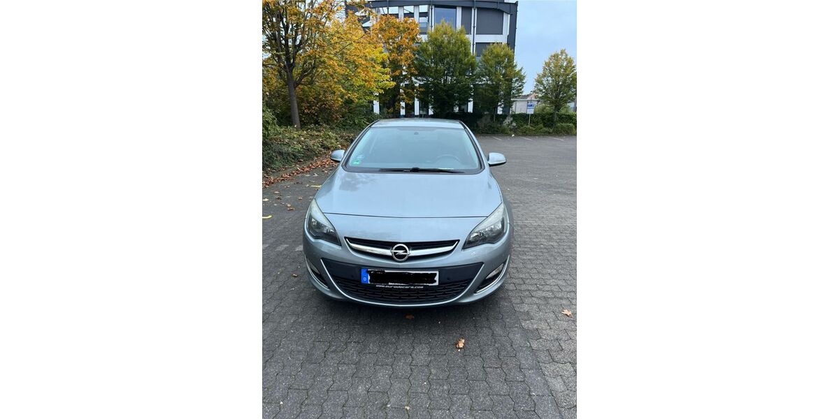 Opel Astra 114.000 km 5.199 &euro; Köln 50823