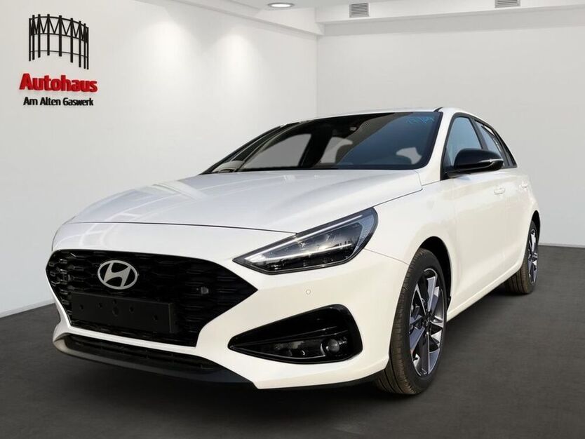 i30