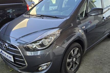 Hyundai ix20 63.813 km 12.500 &euro; Bremerhaven 27572