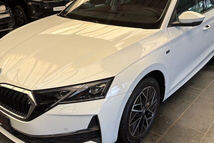 Skoda Octavia 9.700 km 29.999 &euro; Versmold 33775