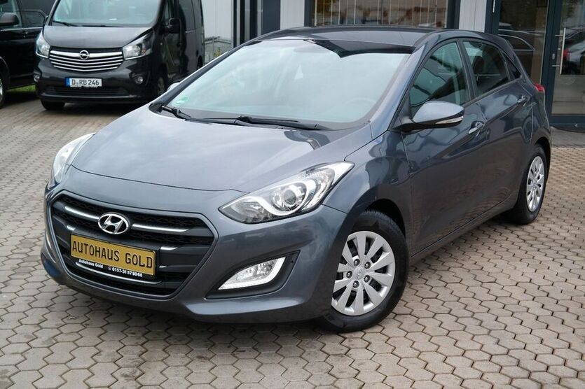 i30