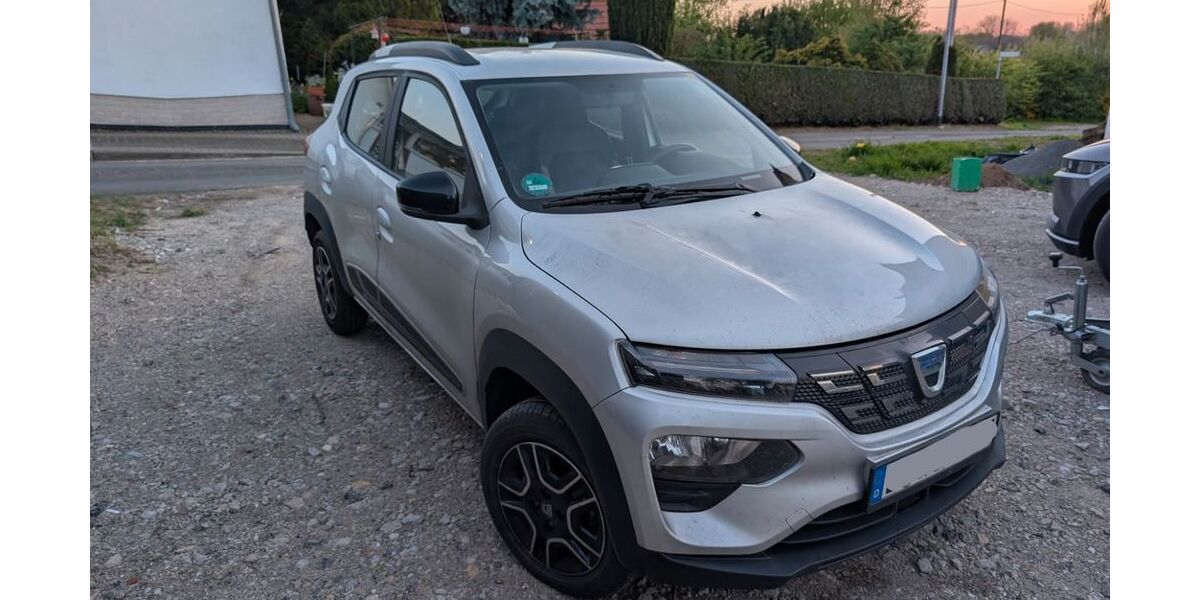 Dacia Spring 35.000 km 8.900 &euro; Groitzsch 04539