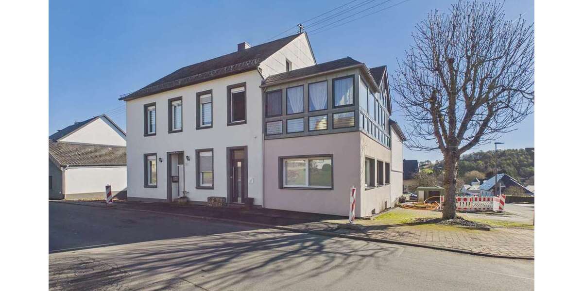 Einfamilienhaus Berndorf - 20 Zimmer, 250 m&sup2;, 375.000&euro; | Angebot:25360649