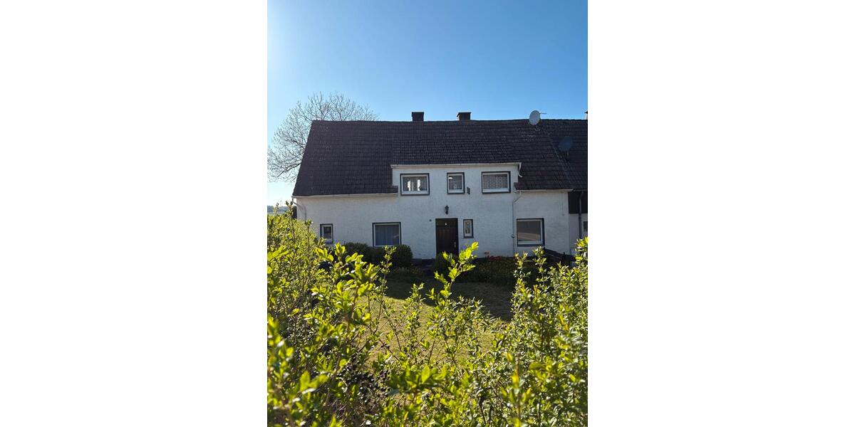 Bauernhaus, Landhaus Brilon - 6.5 Zimmer, 135 m&sup2;, 153.000&euro; | Angebot:26677380