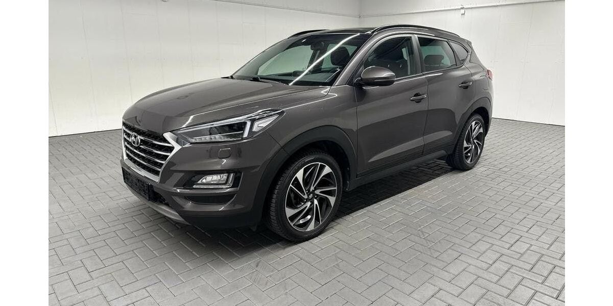 Hyundai TUCSON 85.270 km 17.980 &euro; Langenweddingen 39171