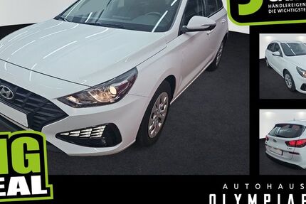 Hyundai i30 73.416 km 15.775 &euro; München 80992