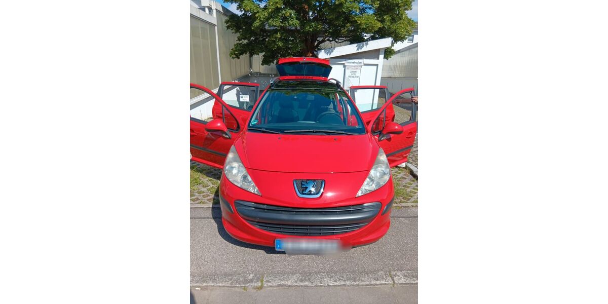 Peugeot 207 202.000 km 2.500 &euro; Eichenau 82223