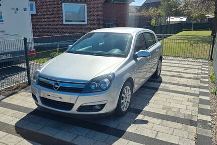 Opel Astra 220.000 km 2.399 &euro; Großenbrode 23775