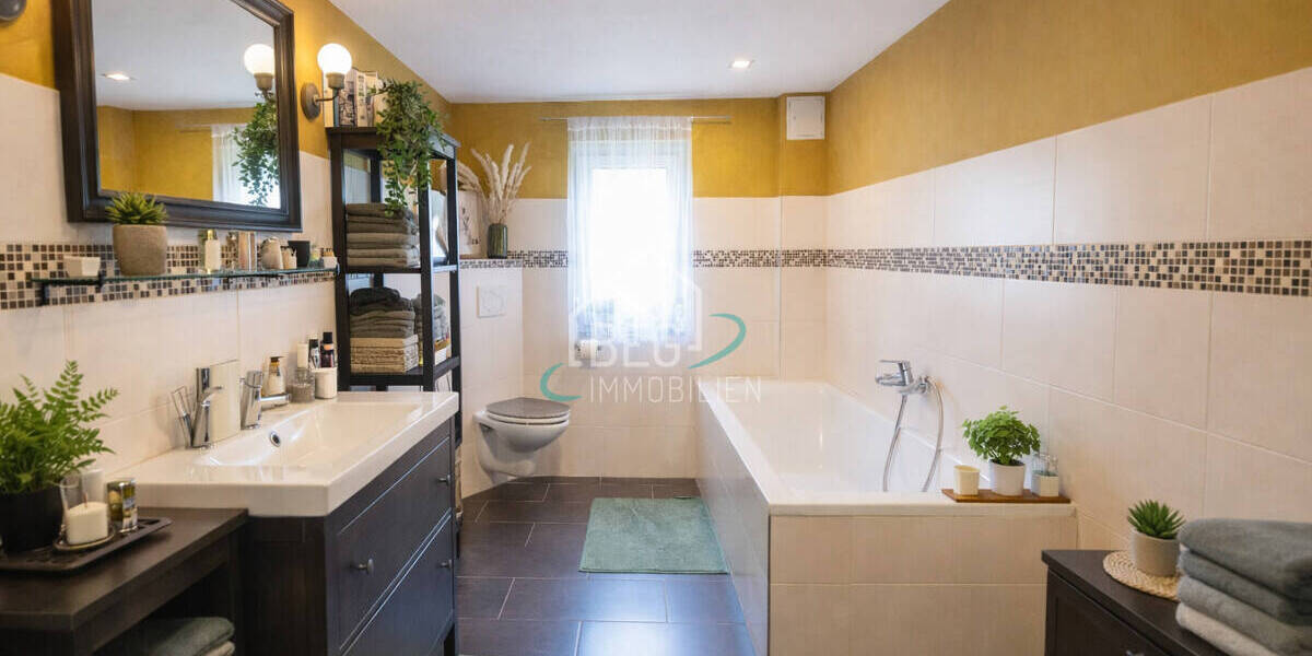 Mehrfamilienhaus, Wohnhaus Neuenstein / Neufels Neufels - 1 Zimmer, 306 m&sup2;, 399.000&euro; | Angebot:26242329