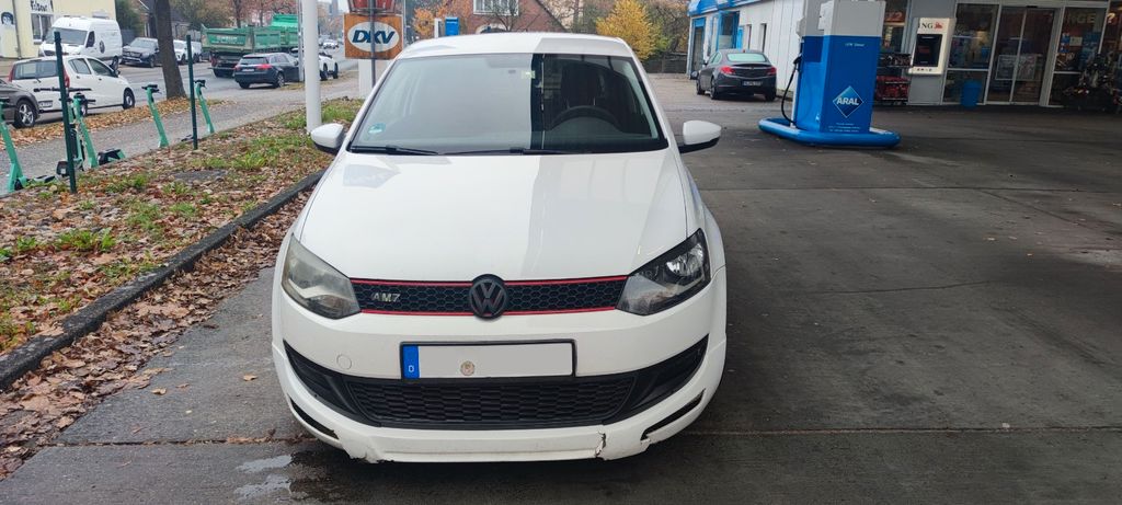 VW Polo 235.000 km 4.900 € OLDENBURG (OLDB) 26131
