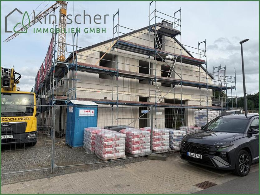 Zur Miete: Moderne Doppelhaushälfte - 2025 bezugsfertig - mit Garten - Carport in Odenthal-Blecher zimmer