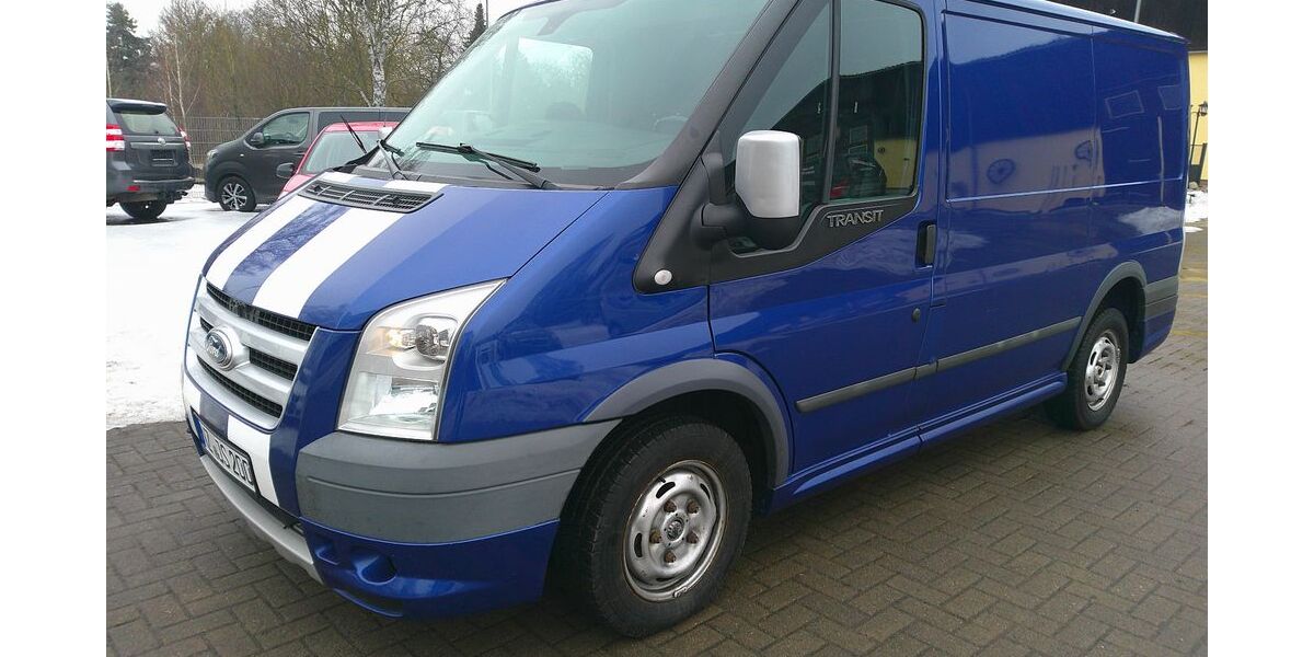 Ford Transit 220.000 km 6.200 &euro; Neddemin 17039