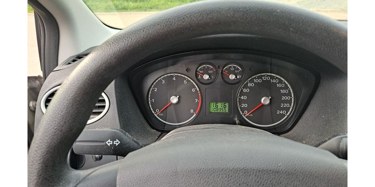 Ford Focus 108.580 km 2.400 &euro; Faulbach 97906