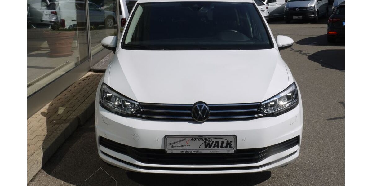 VW Touran 52.203 km 28.690 &euro; Pfullendorf 88630