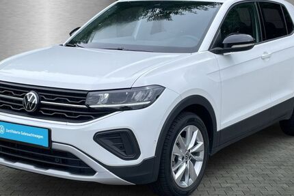 VW T-Cross 25.600 km 22.890 &euro; Stade 21682