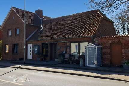 Haus Sankt Michaelisdonn - 10 Zimmer, 230 m&sup2;, 109.000&euro; | Angebot:26751370