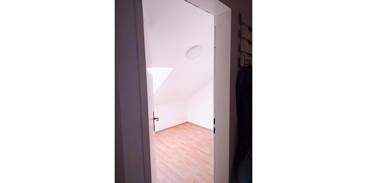 Dachgeschoßwohnung Scheeßel - 2 Zimmer, 20 m&sup2;, 450&euro; | Angebot:26256627