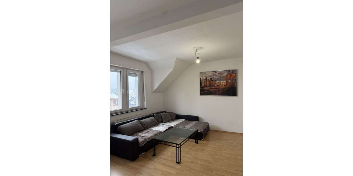 Etagenwohnung Solingen Wald - 4 Zimmer, 135 m&sup2;, 1.000&euro; | Angebot:24803799
